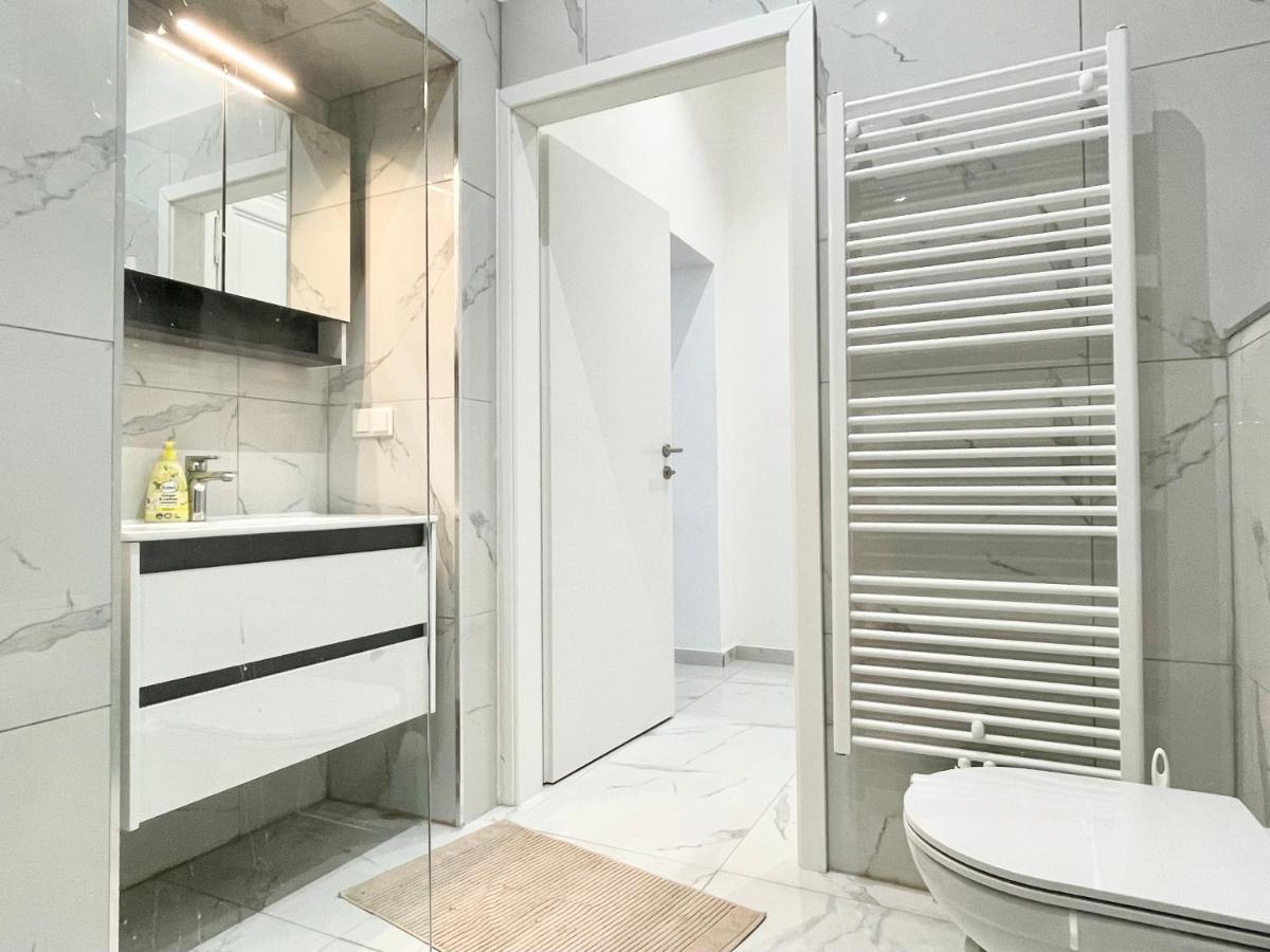 Premium Residence At Famous Vienna Kutschkermarkt Bagian luar foto